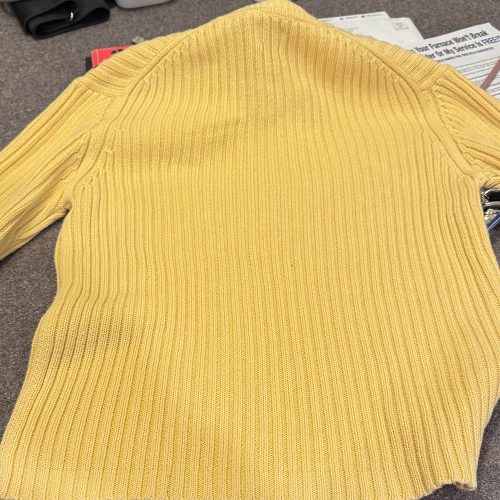 GAP Yellow V-Neck Ribbed Sweater - Picture 3 of 4